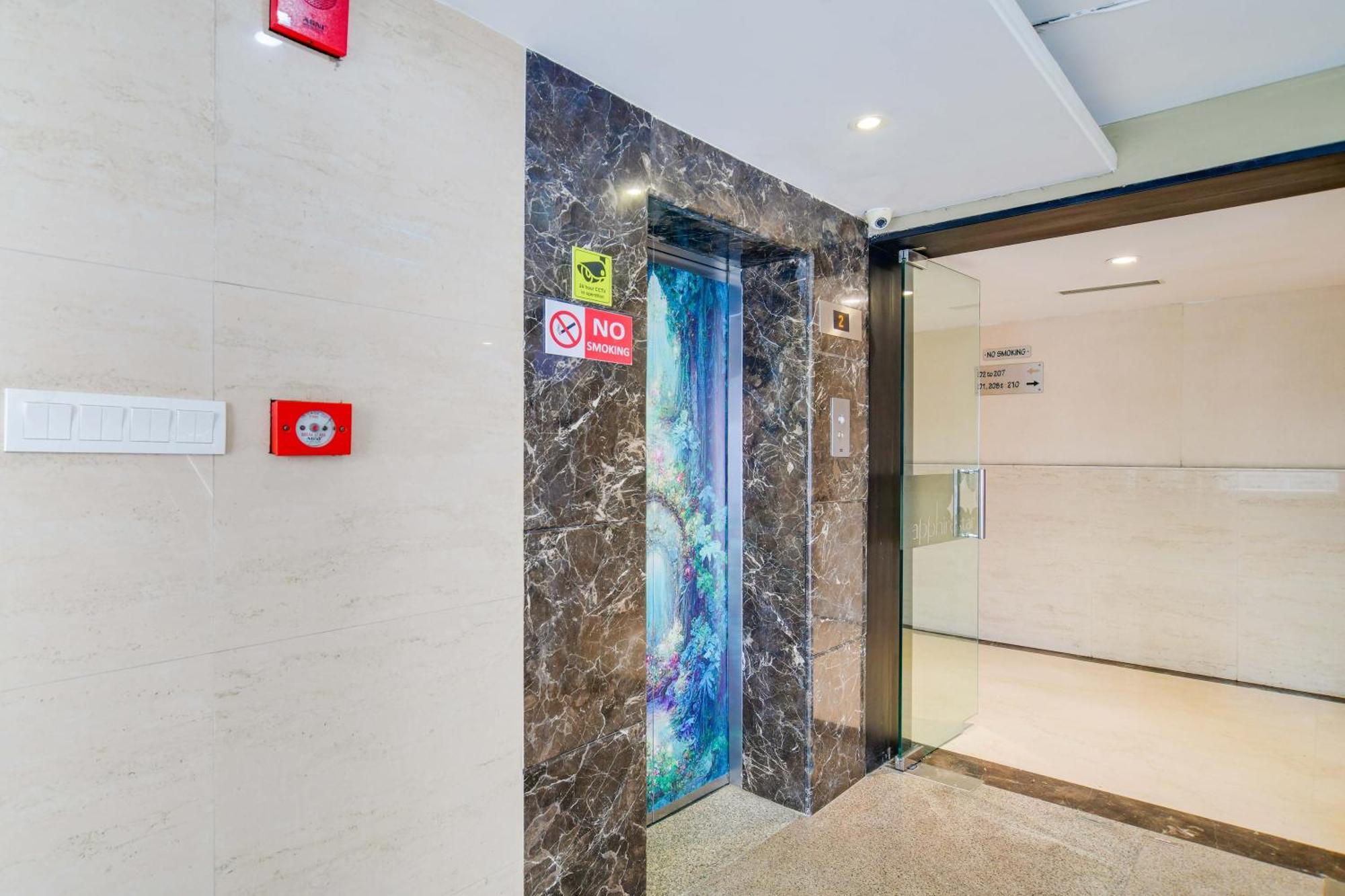 Hotel Palette Sapphire Star Chappan Market