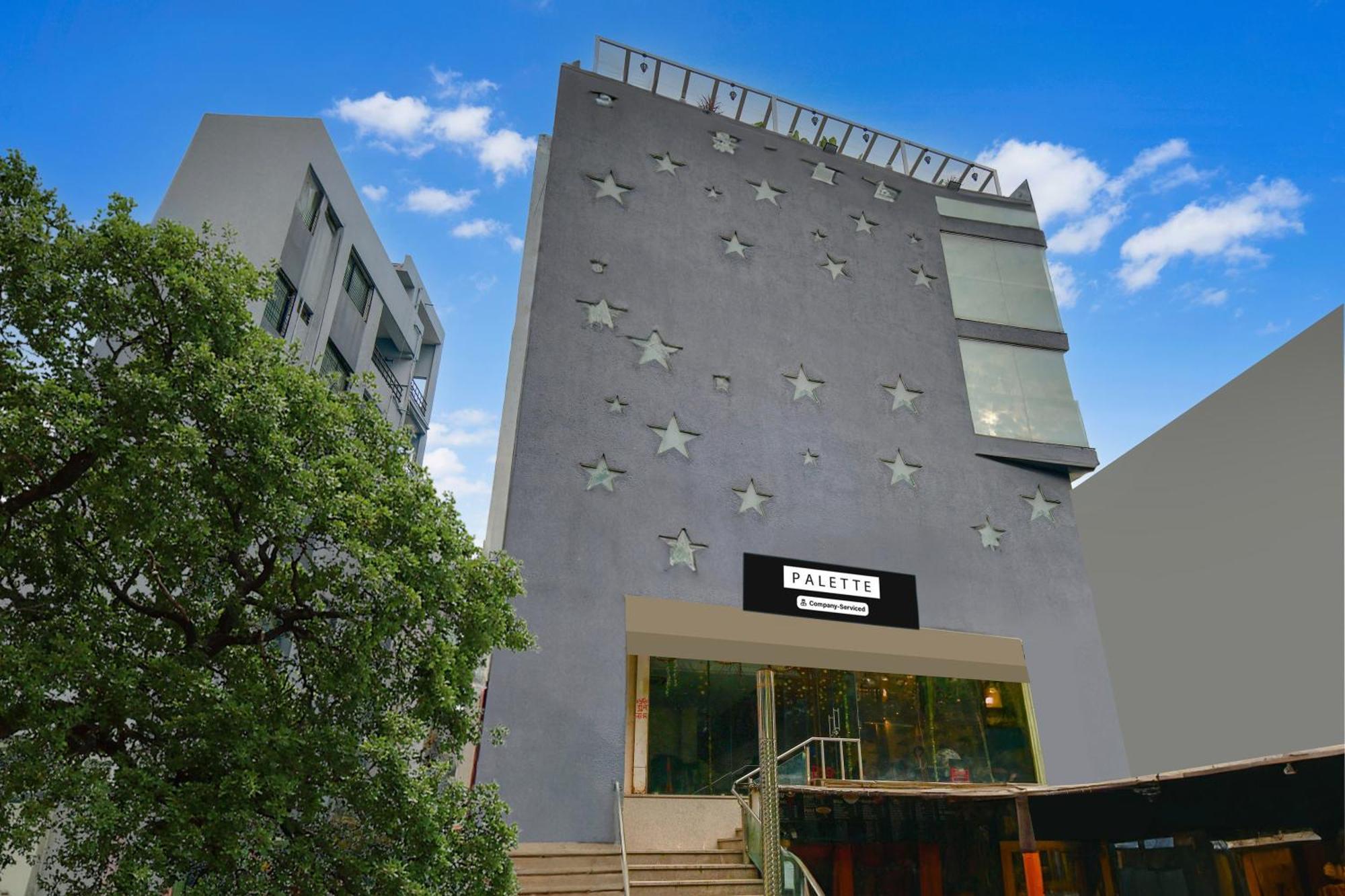 Palette Sapphire Star Chappan Market Hotel *